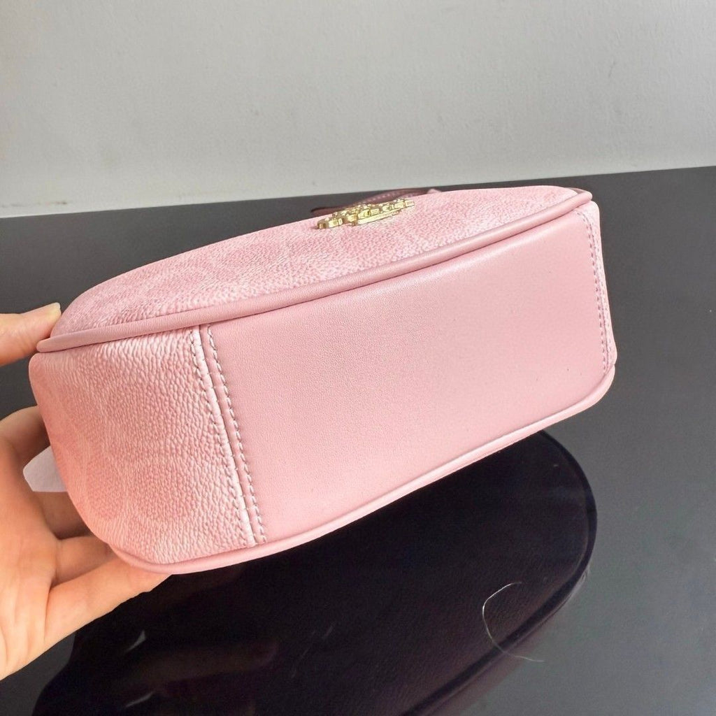 PINK COACH ARIA SHOULDER BAG!!